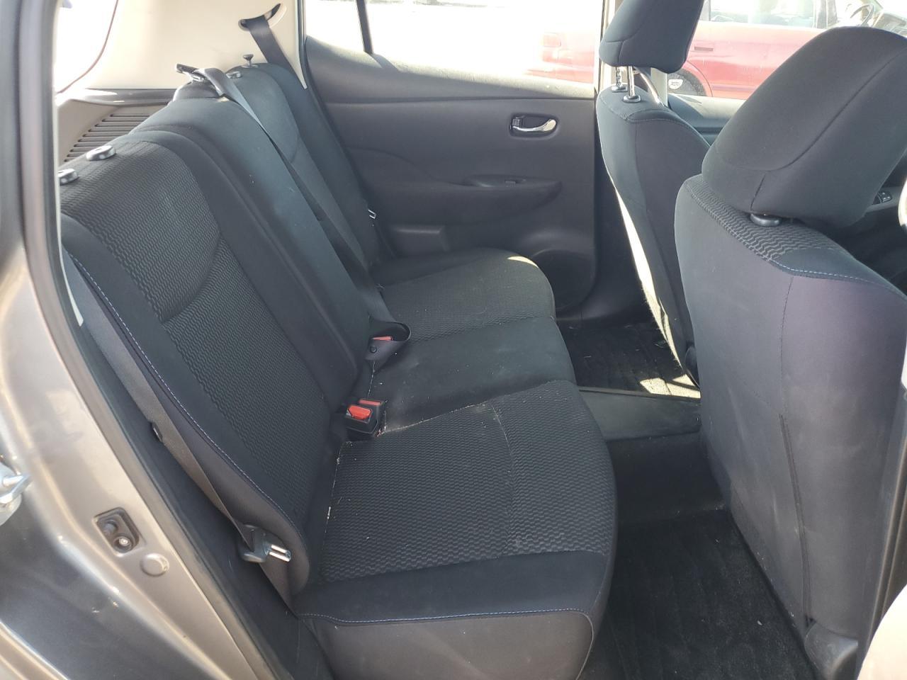 2015 Nissan Leaf s