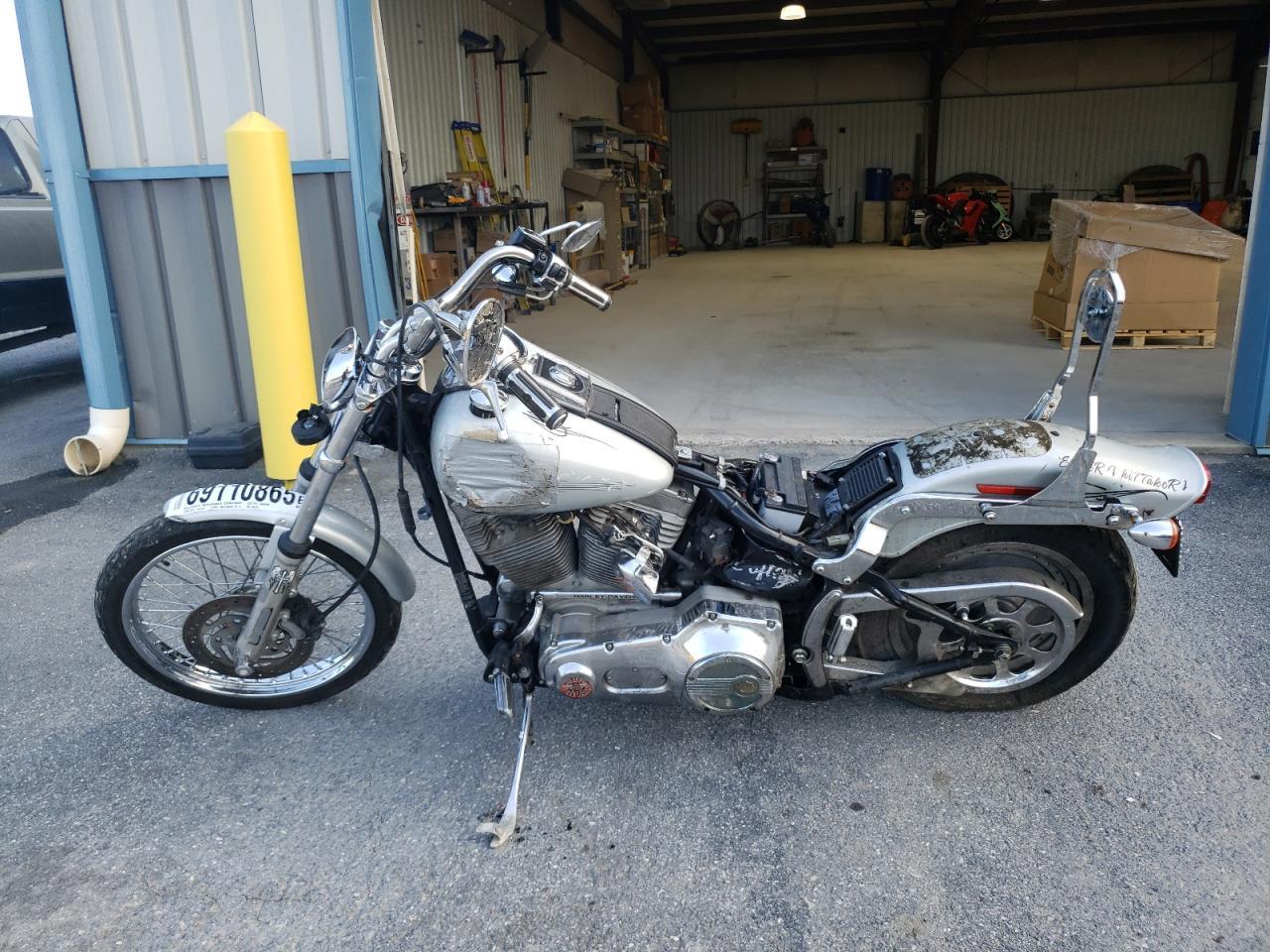 2005 Harley-Davidson Fxsti