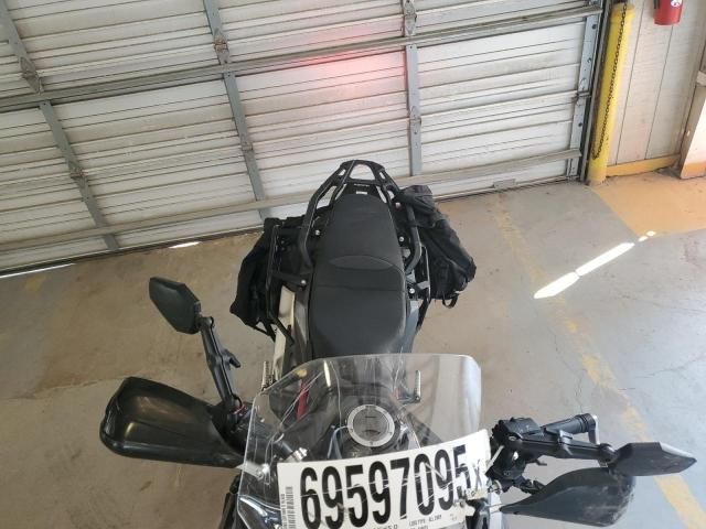 2025 Honda CRF1000 D