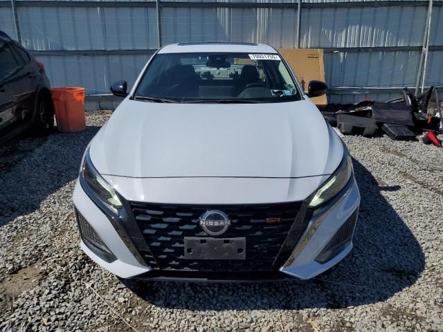 2023 Nissan Altima SR