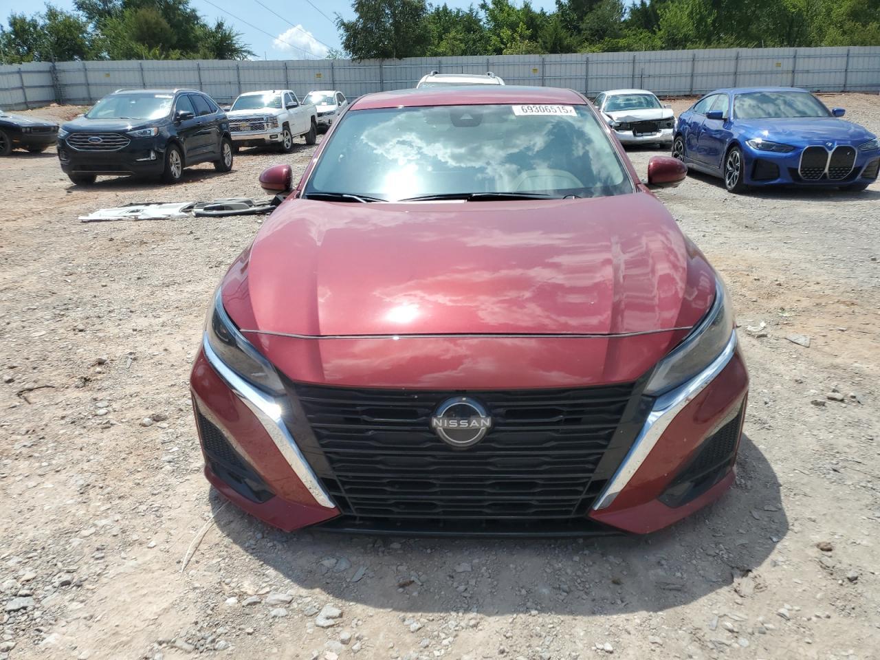 2023 Nissan Altima sl