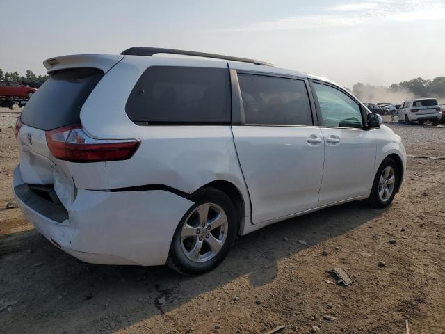 2017 Toyota Sienna le