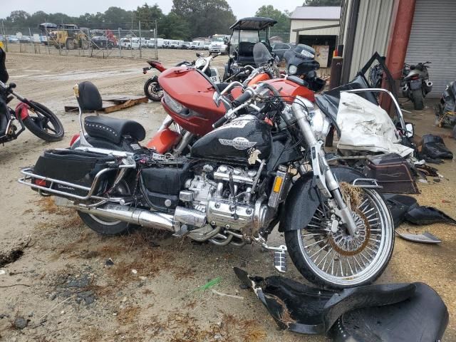 1998 Honda GL1500 CT