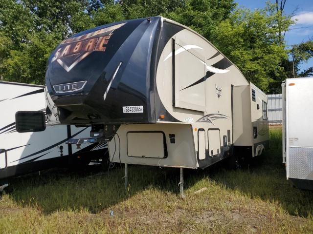 2016 Palomino Sabre-RVS Camper