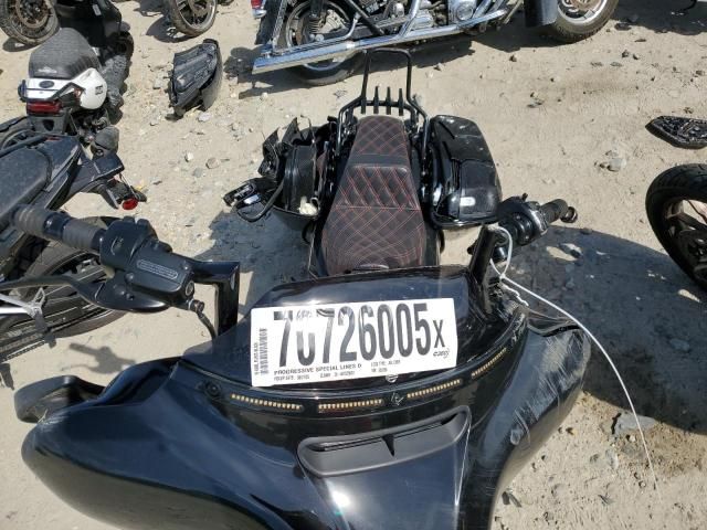 2019 Harley-Davidson Flhxs