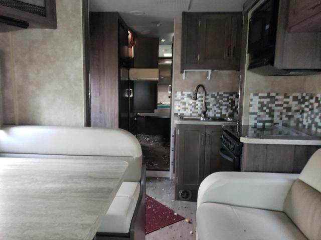 2017 Ford 2018 Winnebago Spirit 31D-RVS RV