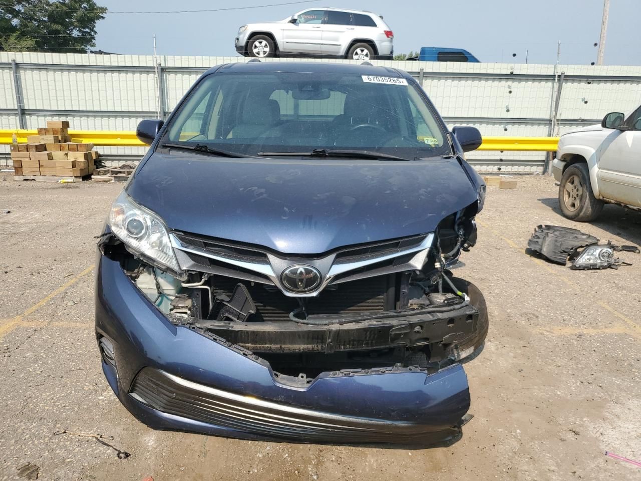 2018 Toyota Sienna xle