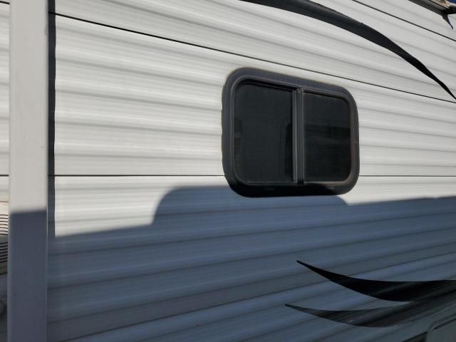2010 Nomad Skyline-RVS SLIDE-IN Camper