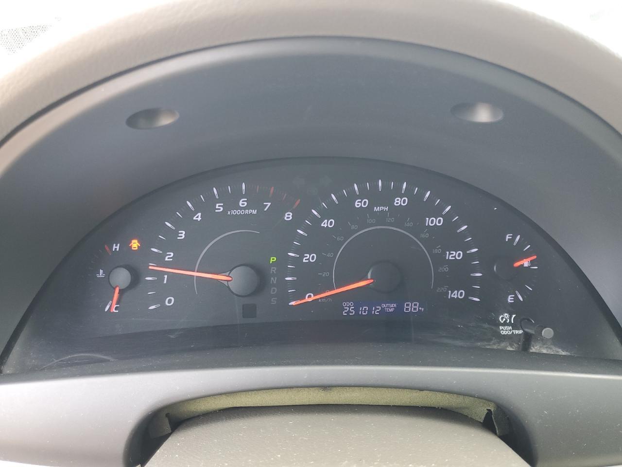 2011 Toyota Camry le