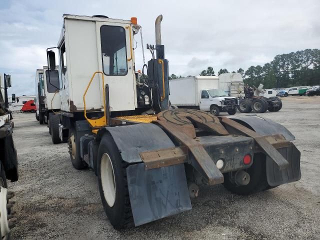 2016 Other Heavy Equipment 2016 Yard Truck