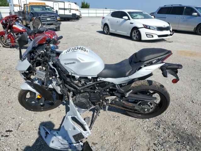 2025 Kawasaki EX500 H