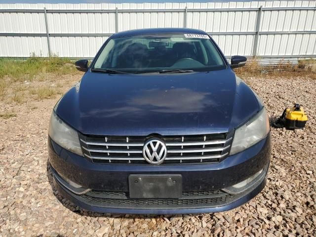 2015 Volkswagen Passat SEL