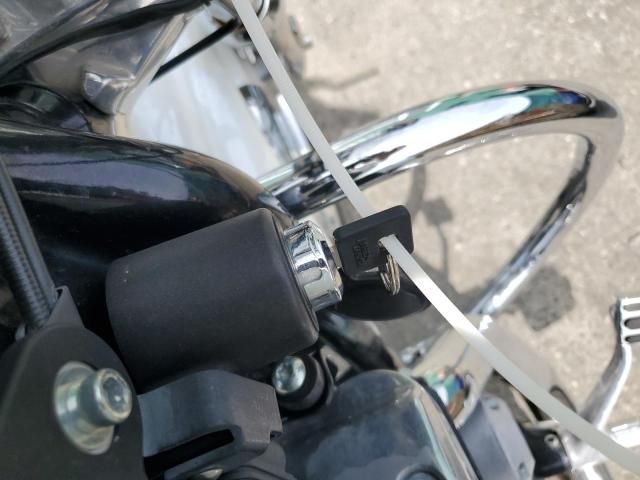 2004 Harley-Davidson XL883 C