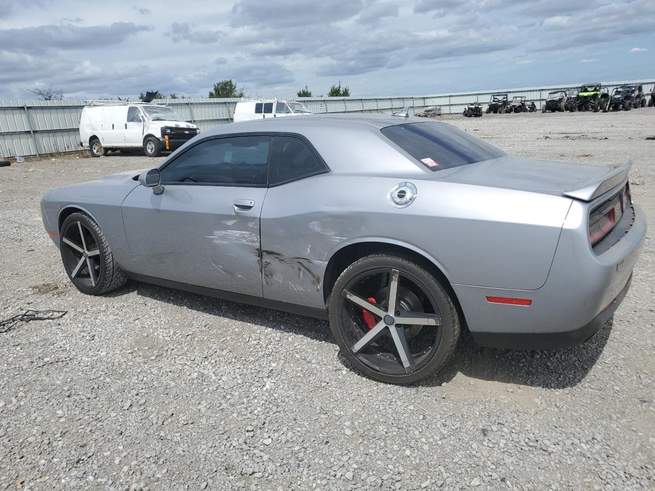 2016 Dodge Challenger sxt sxt