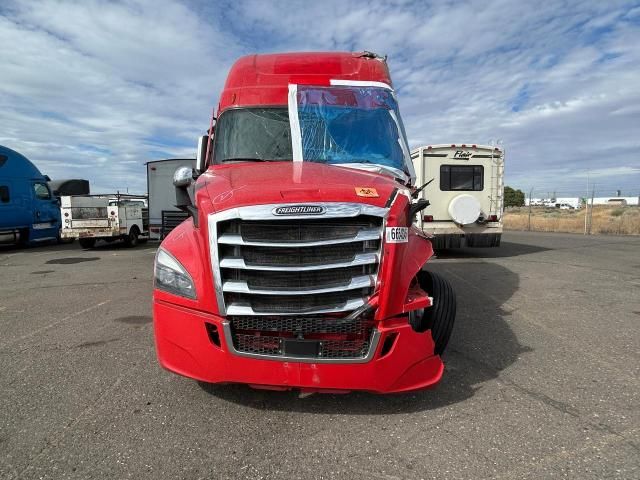2023 Freightliner Cascadia 126 Semi Truck