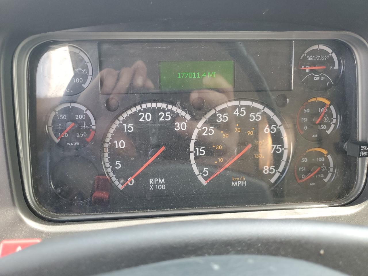 2024 Freightliner Business Class M2 BOX Truck