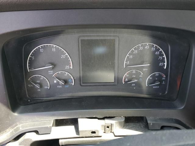 2021 Freightliner Cascadia 116 Semi Truck