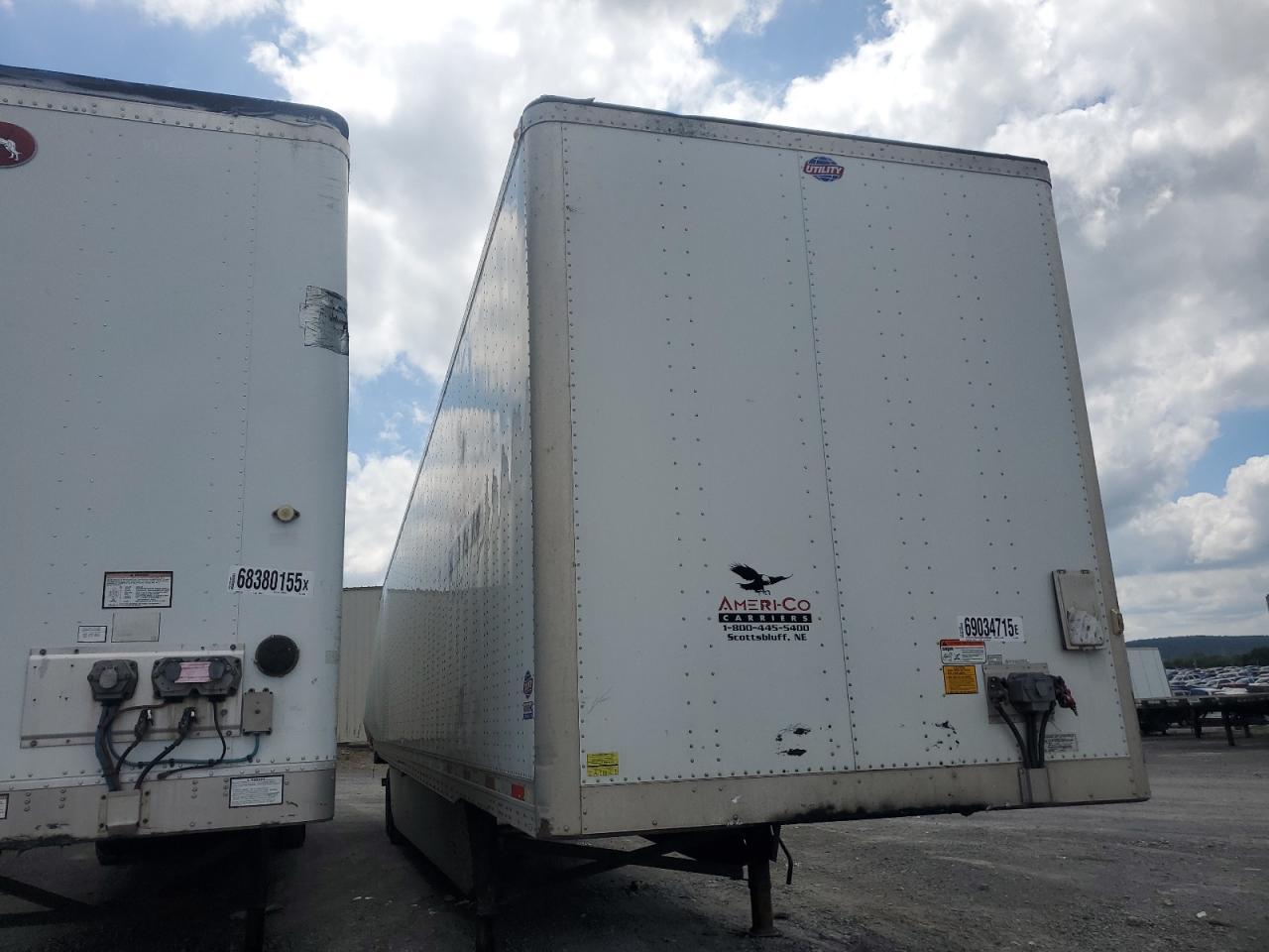 2017 Utility VS2DX DRY Van Trailer