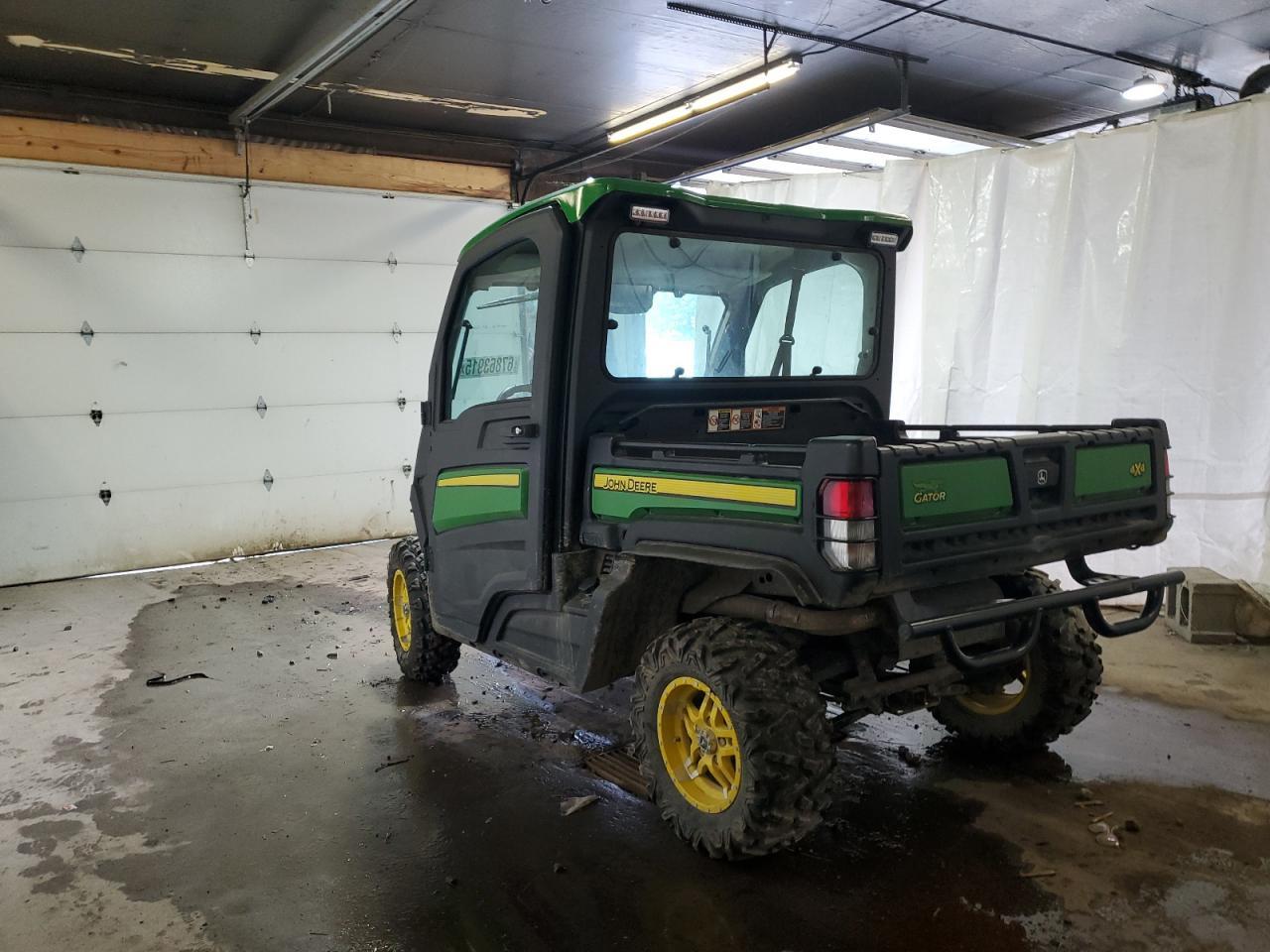 2018 John Deere 835R-ATV AND Utility Vehicles ATV