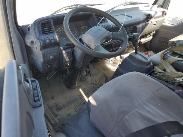 2007 Isuzu NPR