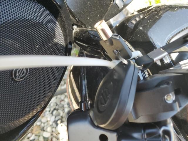 2022 Harley-Davidson Flhxs