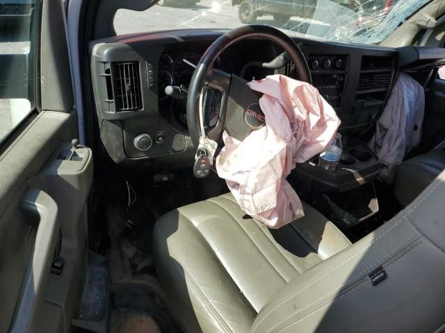 2022 GMC Savana G2500