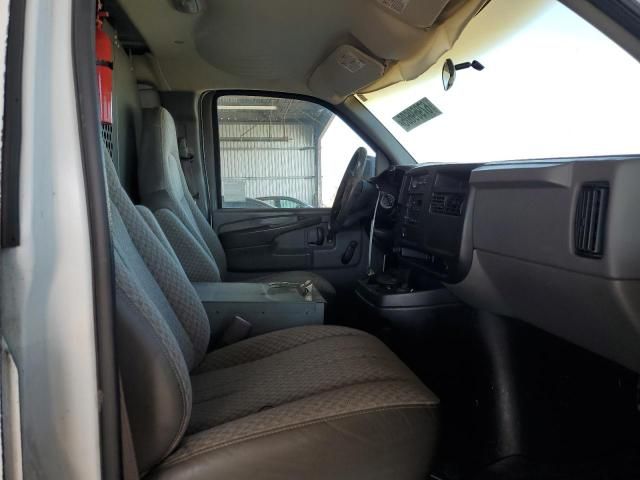 2003 Chevrolet Express G2500