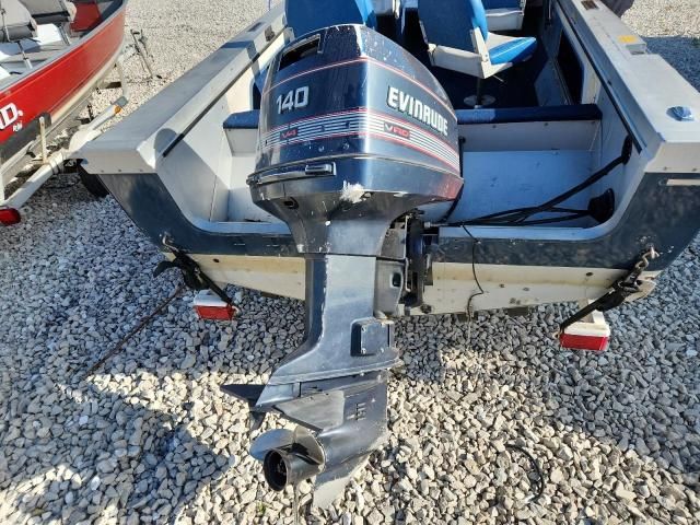 1992 Lund Boat