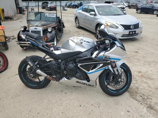 2025 Suzuki GSX-R1000
