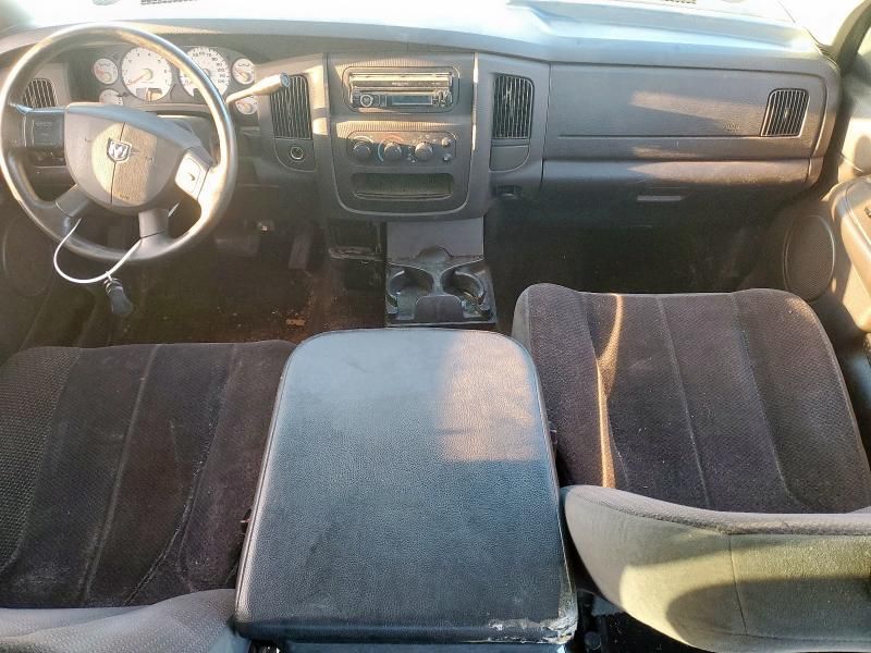 2005 Dodge RAM 1500 ST