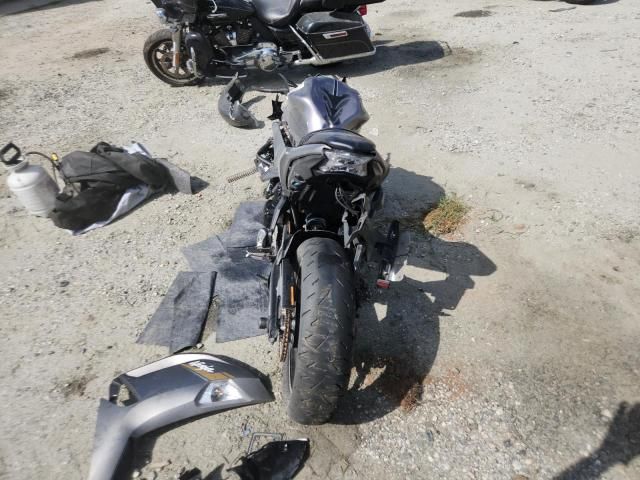 2021 Kawasaki EX650 N