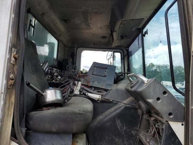 2010 Mack Terrapro Refuse Truck