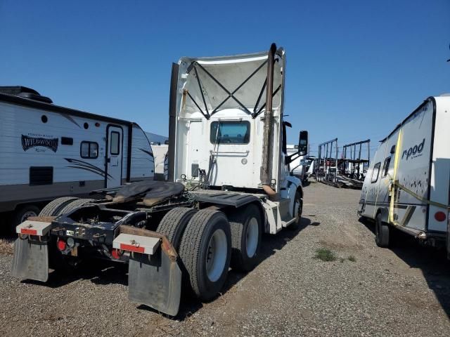 2017 Peterbilt Tractor 2017 Peterbilt 579 Semi Truck