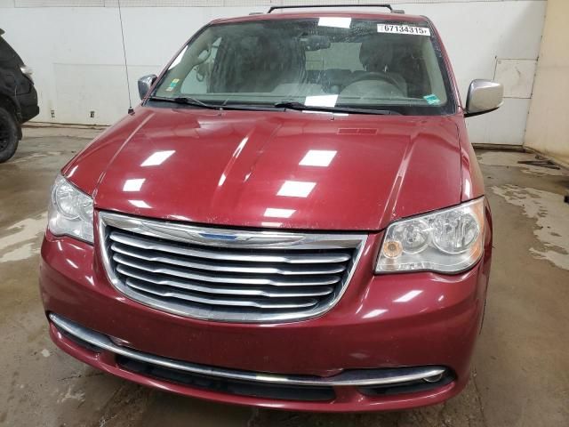 2015 Chrysler Town & Country Touring L