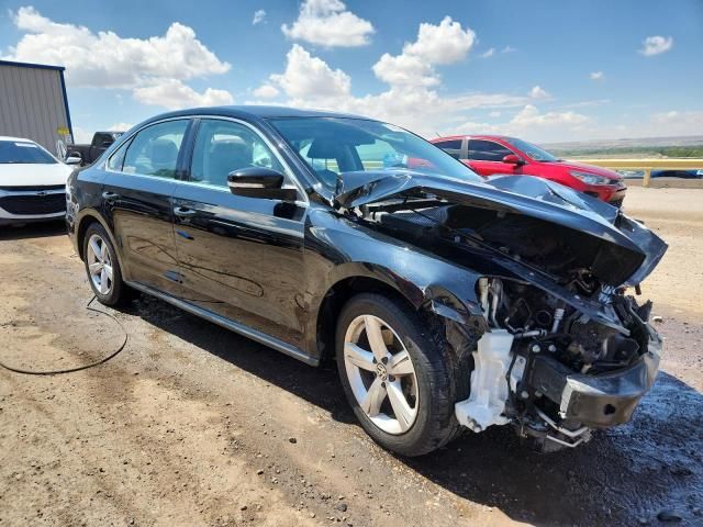 2014 Volkswagen Passat SE