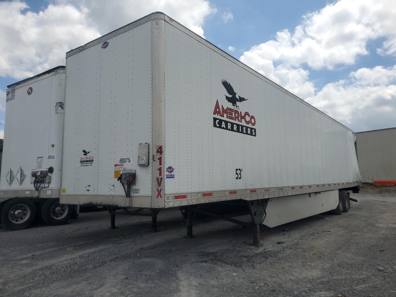 2017 Utility VS2DX DRY Van Trailer
