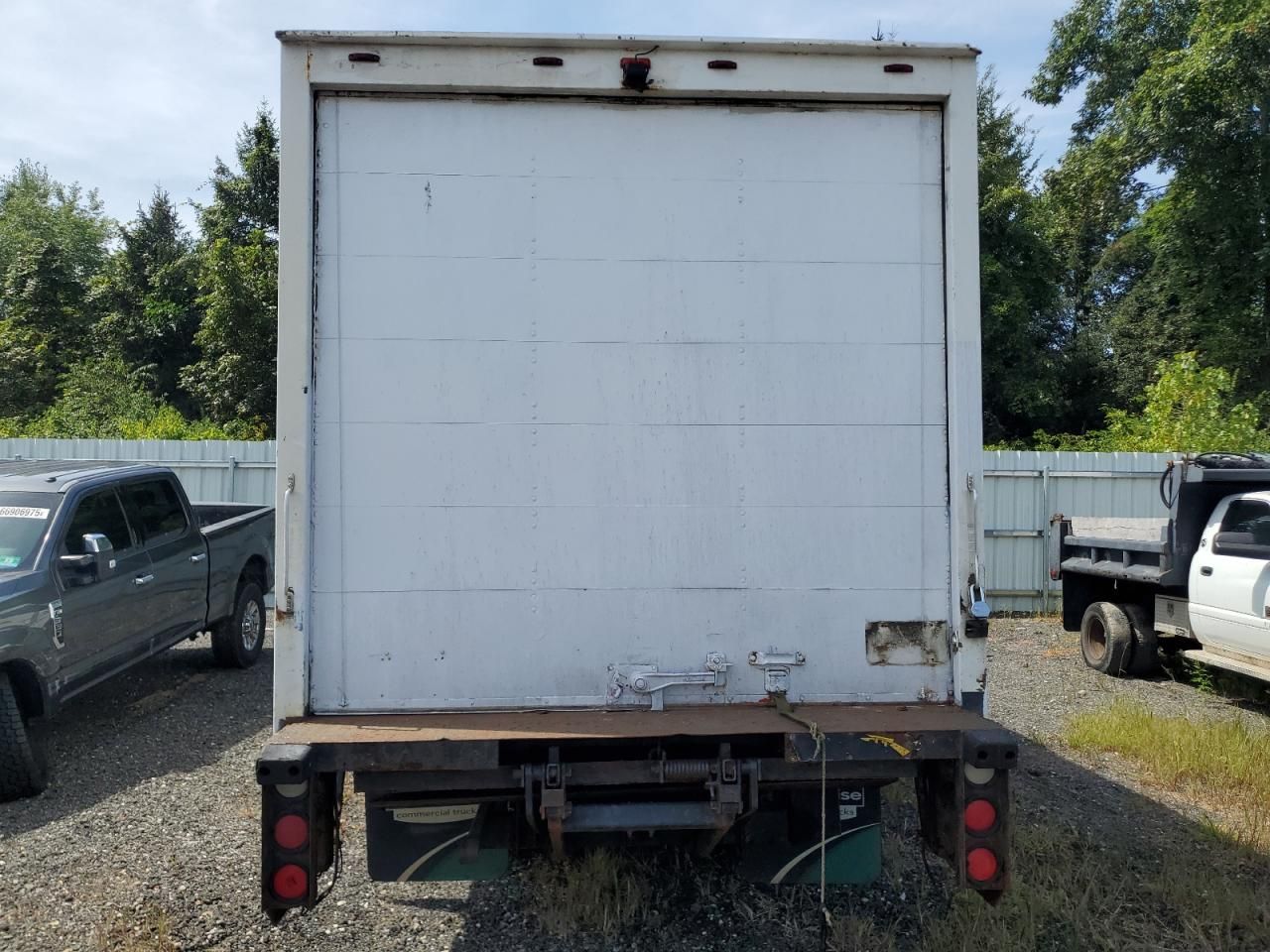 2013 Mitsubishi Fuso Truck OF America INC FE FEC72S