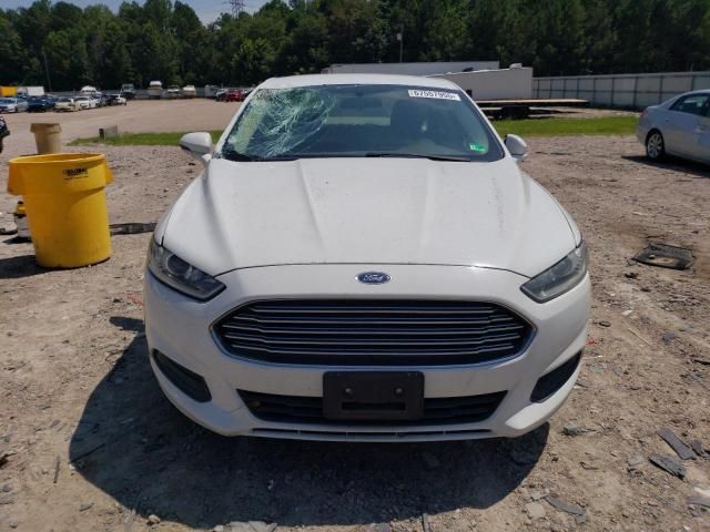 2013 Ford Fusion se