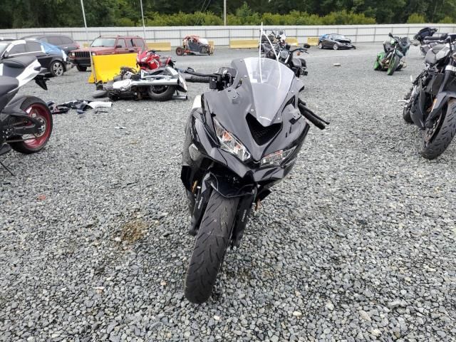 2024 Kawasaki ZX400 P