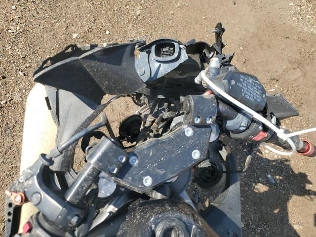 2012 Kawasaki EX650 EC