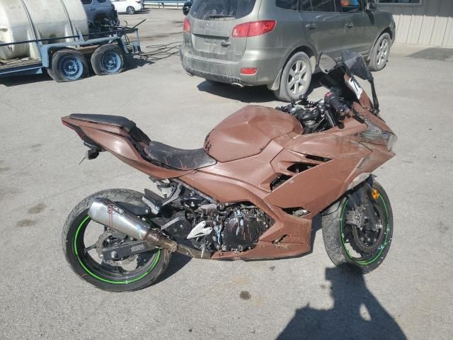 2022 Kawasaki EX400