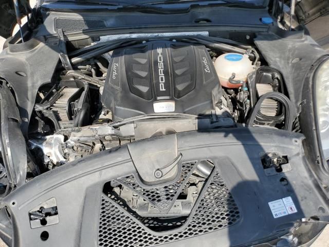2015 Porsche Macan Turbo