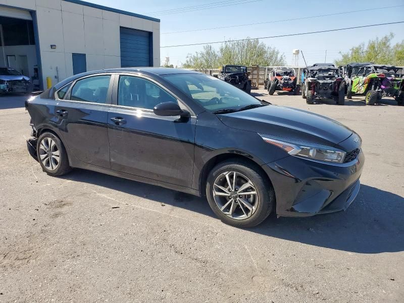 2023 KIA Forte LX