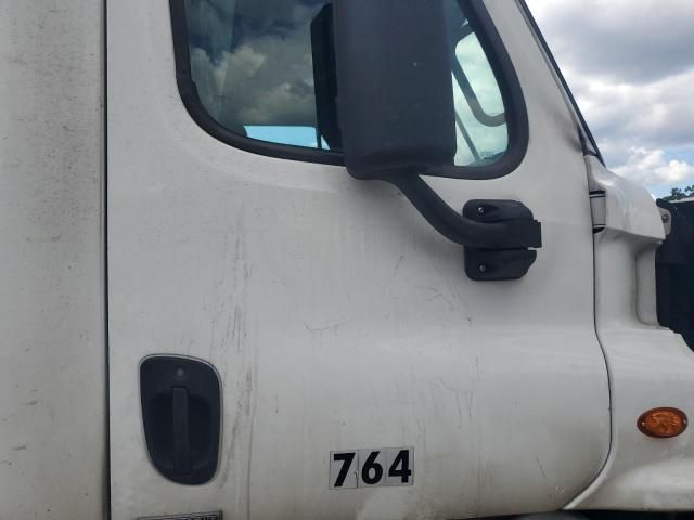 2018 Freightliner Cascadia 125 Semi Truck
