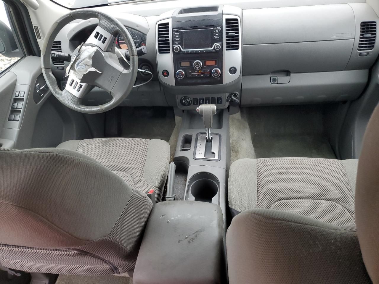 2015 Nissan Frontier sv