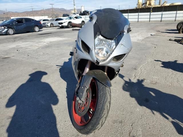 2004 Suzuki GSX-R1000