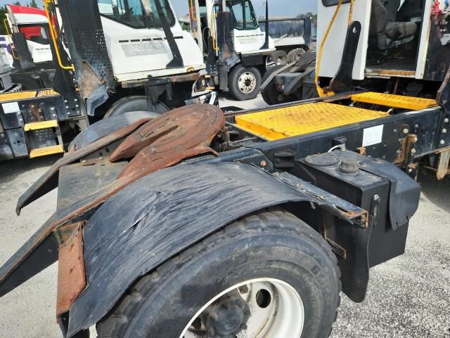 2016 Unknown 2016 Yard Truck