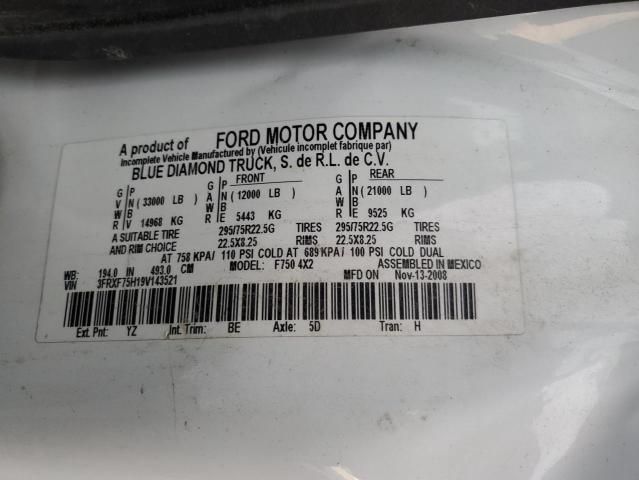 2009 Ford F750 Super Duty Service Truck