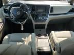 2018 Toyota Sienna xle