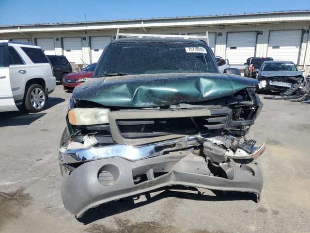 2004 GMC New Sierra C1500
